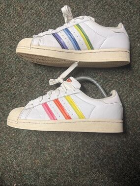 Adidas Pride Originals Superstar Love Unites